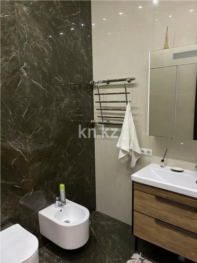 Продажа 2-комнатной квартиры, 70 м² в Алматы - фото 4