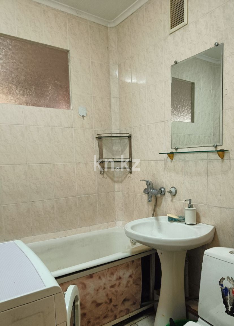 Продажа 3-комнатной квартиры, 63.5 м², пр. Ауэзова, дом  6 в Усть-Каменогорске - фото 14