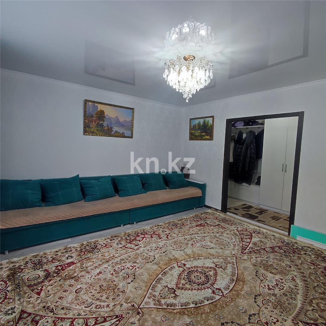 Продажа 4-комнатной квартиры, 82 м², пр. Победы в Абае - фото 2