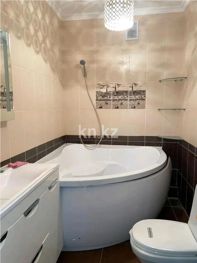 Продажа 3-комнатной квартиры, 112 м², пр. Кабанбай батыра, дом  46 в Астане - фото 5