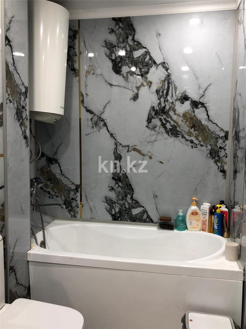 Продажа 4-комнатной квартиры, 77 м², ул. Гапеева, дом  1 в Караганде - фото 15