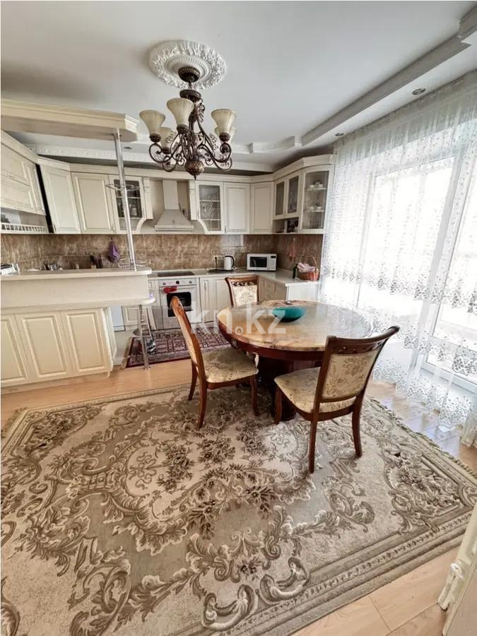 Продажа 6-комнатной квартиры, 237 м², ул. Байтурсынова, дом  17 в Астане - фото 3