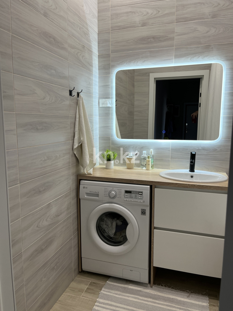 Аренда 3-комнатной квартиры, 85 м², ул. Муканова, дом  51а в Караганде - фото 3