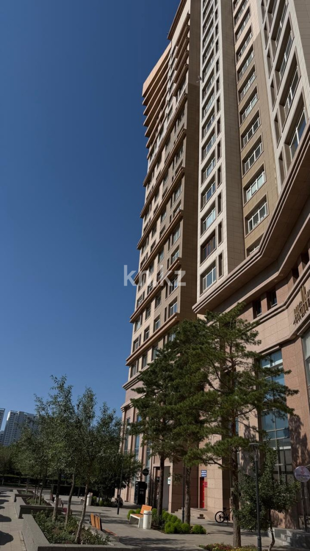 Аренда 4-комнатной квартиры, 225 м² в Астане - фото 31