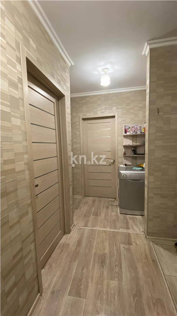 Продажа 3-комнатной квартиры, 61 м², ул. Муканова в Караганде - фото 10