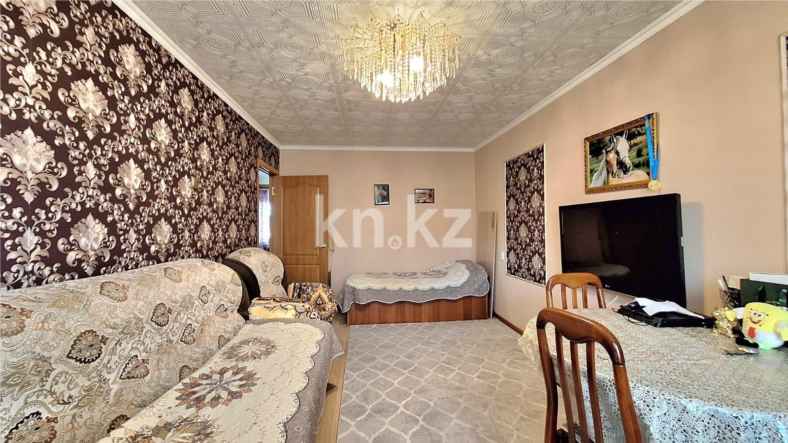 Продажа 3-комнатной квартиры, 62 м², 18 мкр. в Караганде - фото 2