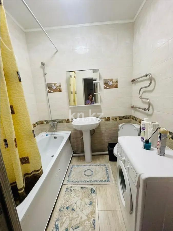 Продажа 2-комнатной квартиры, 55 м², ул. Садвакасова, дом  35 в Алматы - фото 6