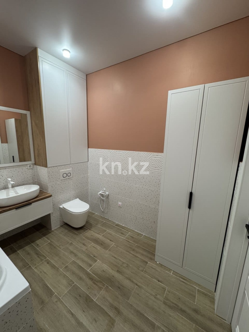 Продажа 2-комнатной квартиры, 49 м², мкр. Орбита-1, дом  15/1 в Караганде - фото 9