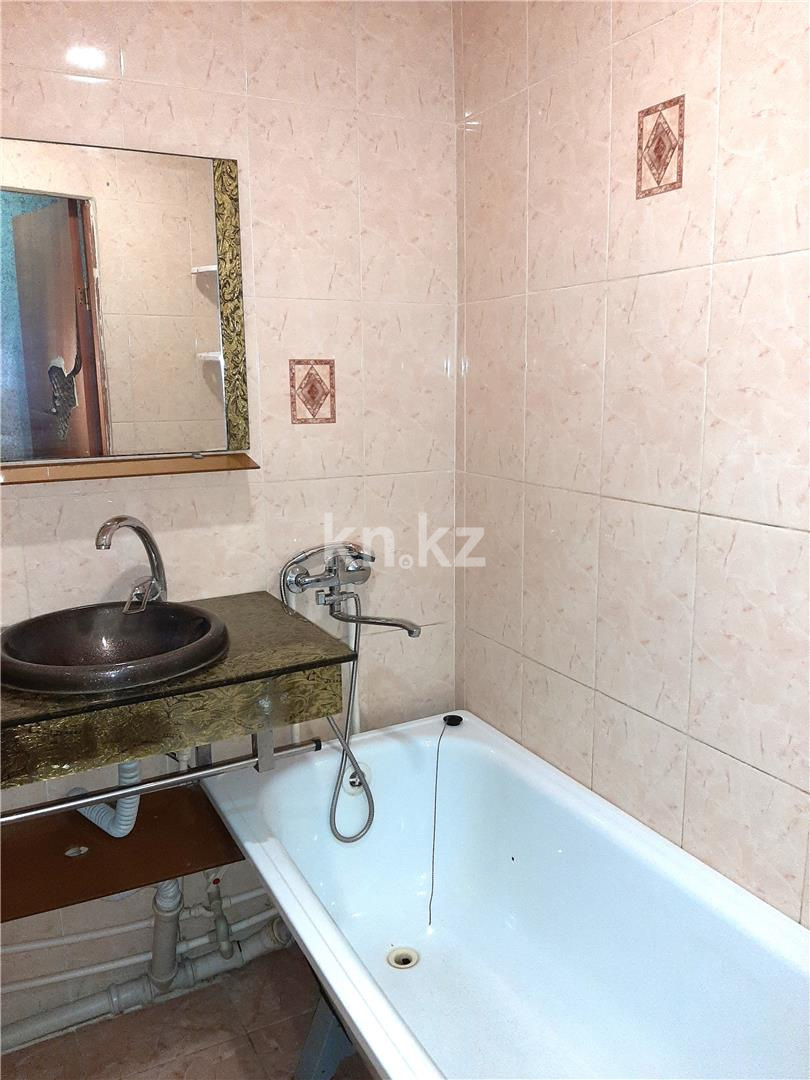 Продажа 3-комнатной квартиры, 55 м², мкр-н 7, дом  43 в Темиртау - фото 8