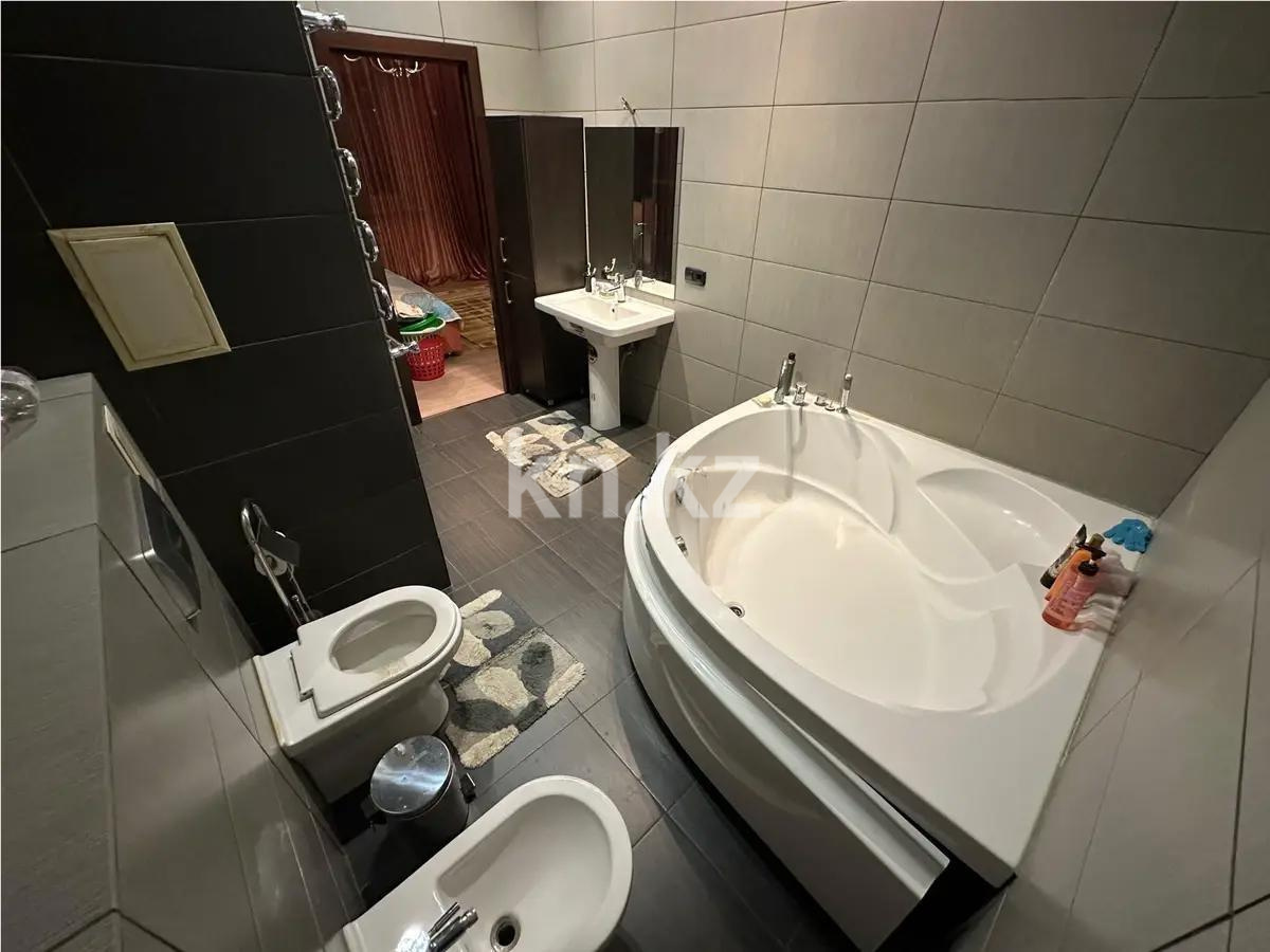 Продажа 3-комнатной квартиры, 113 м², ул. Кожамкулова, дом  273 в Алматы - фото 4