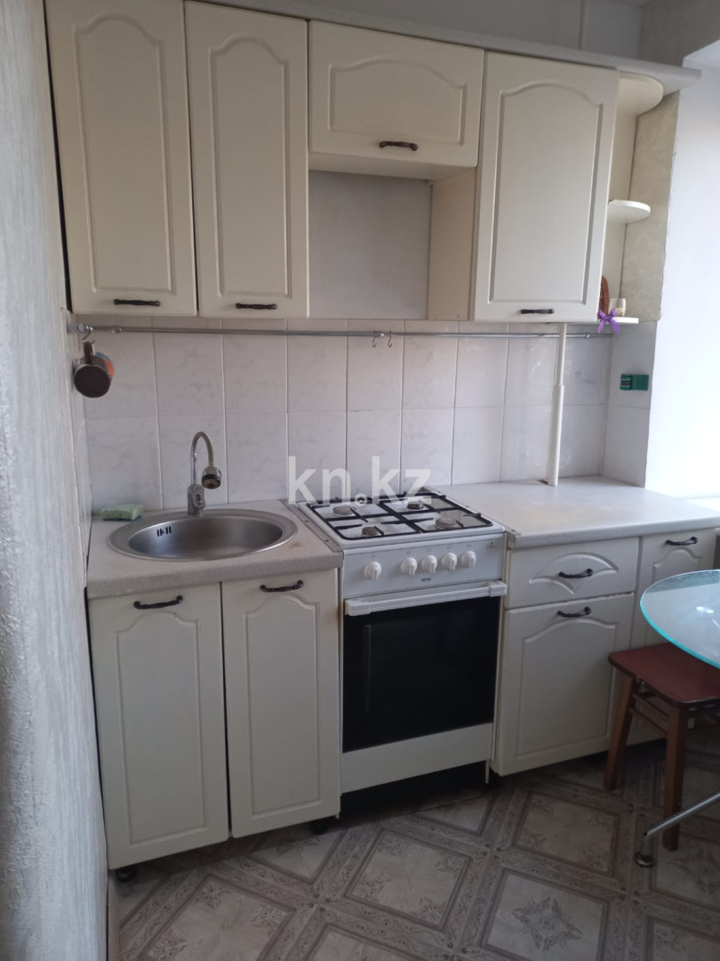 Аренда 2-комнатной квартиры, 45 м², пр. Абая, дом  51/2 - ул. Валиханова в Астане