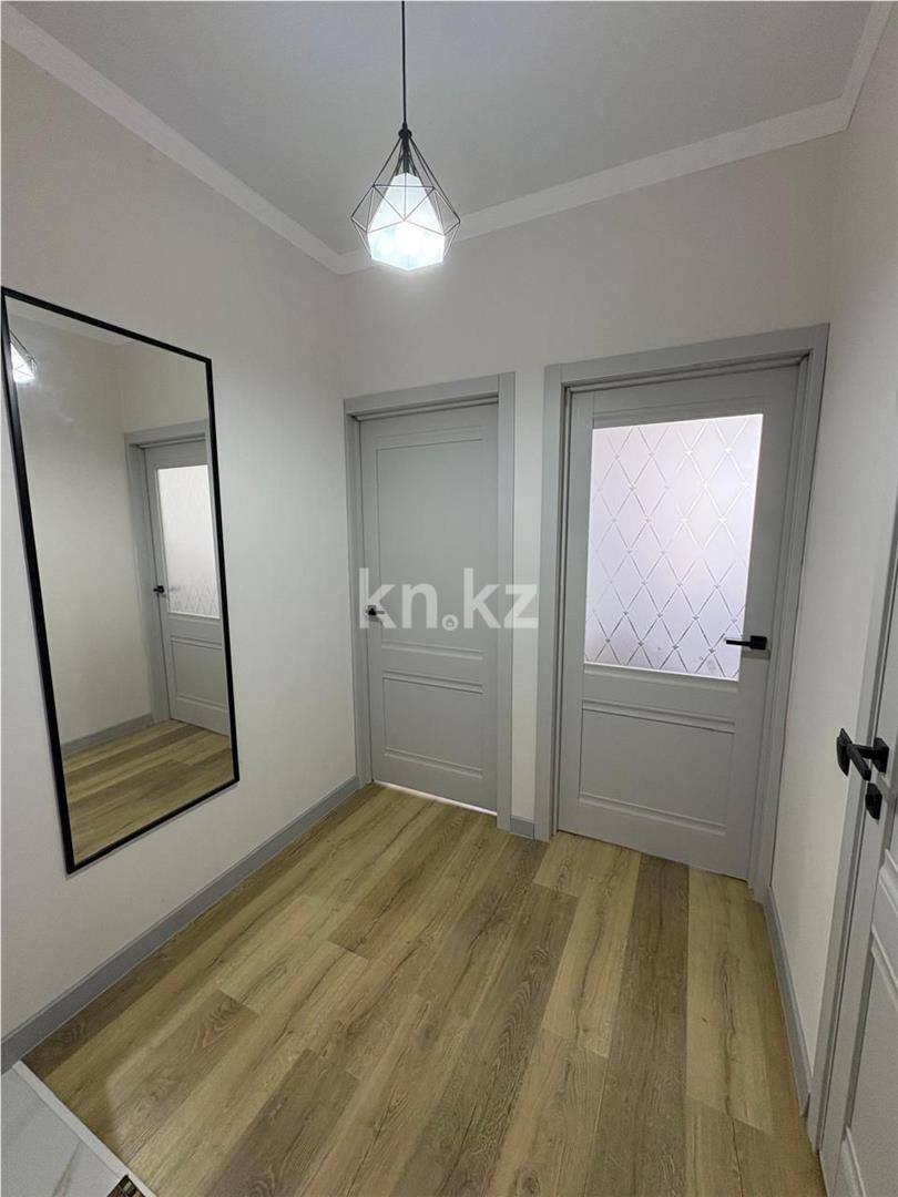 Продажа 1-комнатной квартиры, 37 м², ул. Калдаякова в Астане - фото 4