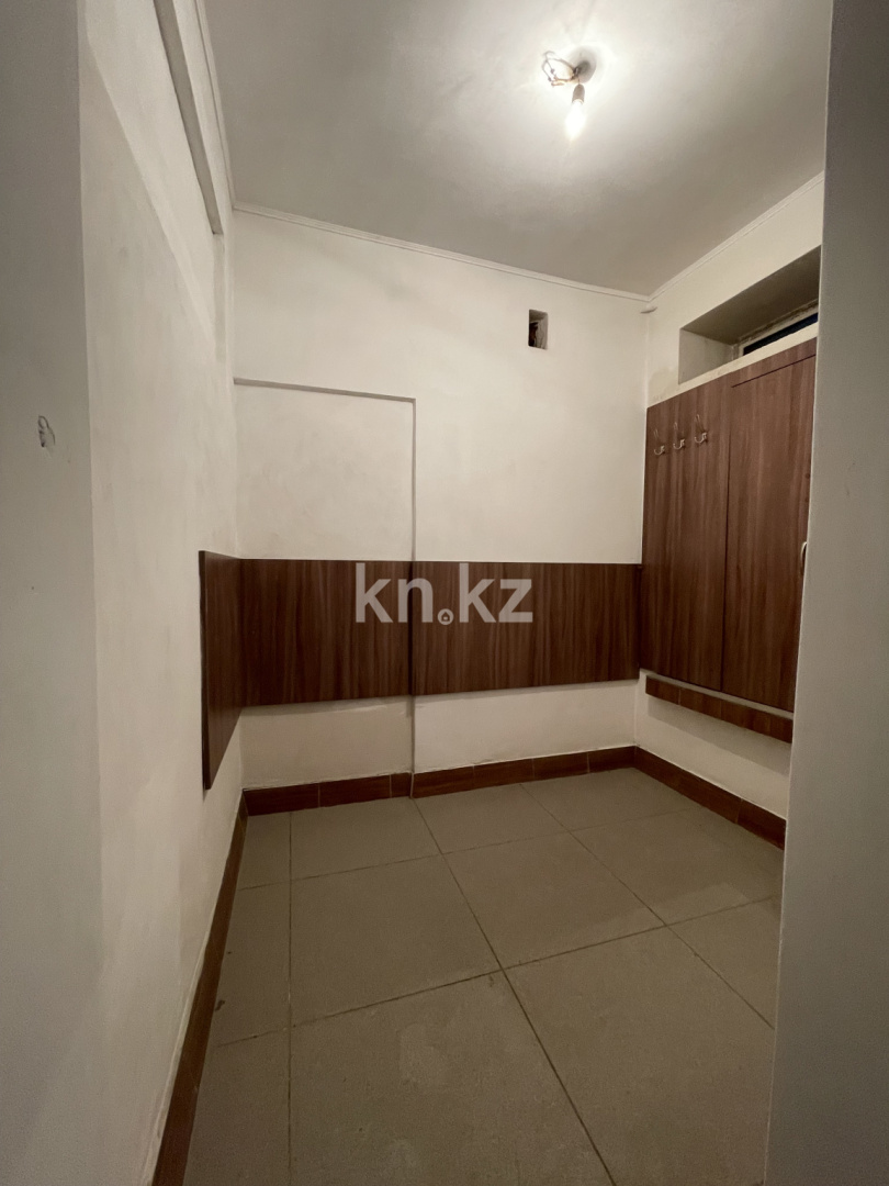 Продажа 10-комнатного дома, 320 м², ул. Чернова, дом  58 в Усть-Каменогорске - фото 6