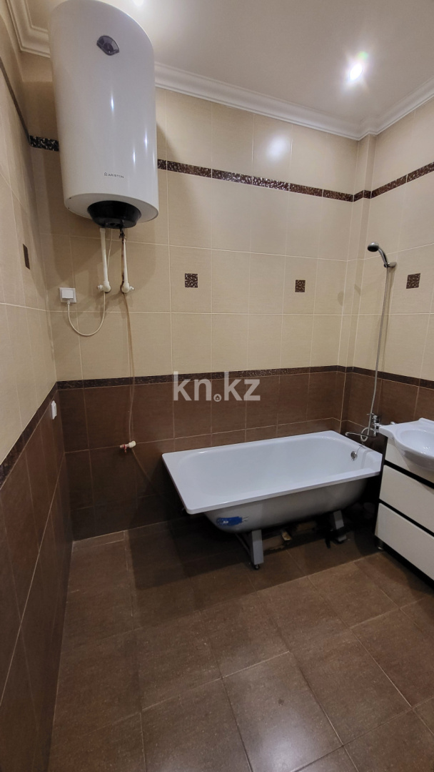 Продажа 1-комнатной квартиры, 41.3 м², ул. Абая, дом  7 в Караганде - фото 17