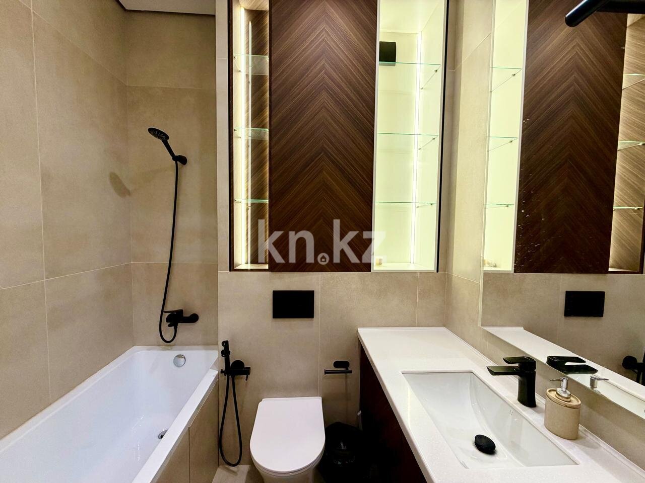 Продажа 4-комнатной квартиры, 102 м² в Караганде - фото 8