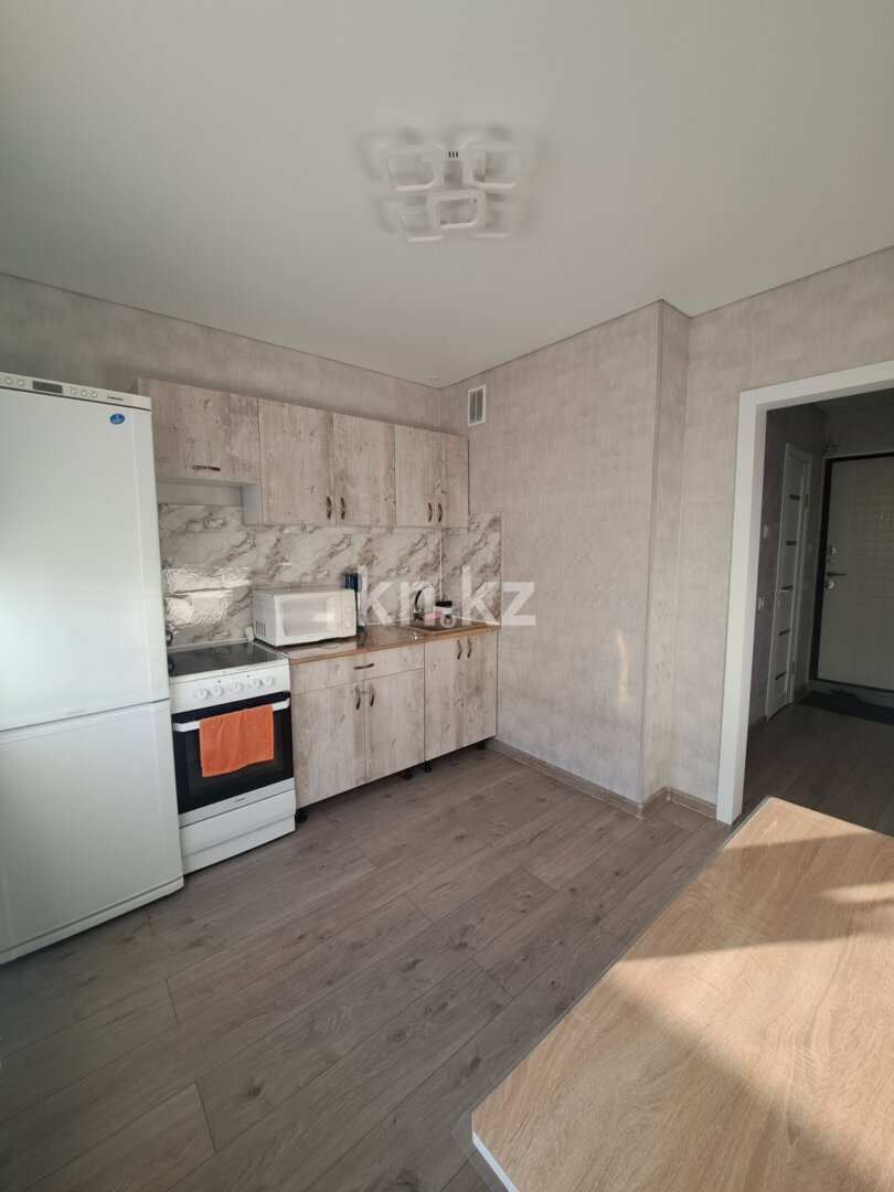 Аренда 1-комнатной квартиры посуточно, 36 м² в Павлодаре - фото 6