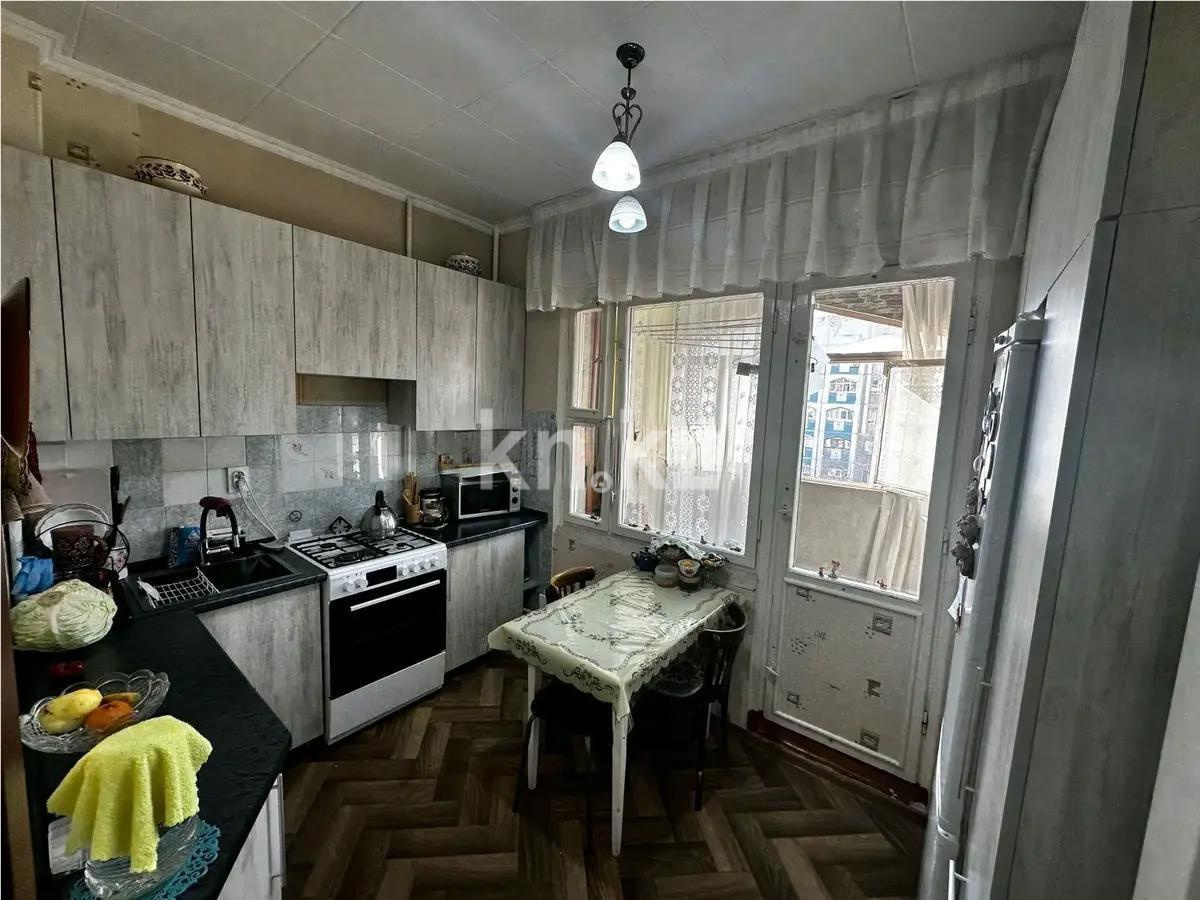 Продажа 3-комнатной квартиры, 68.6 м², мкр. Аксай-4, дом  10 в Алматы - фото 4