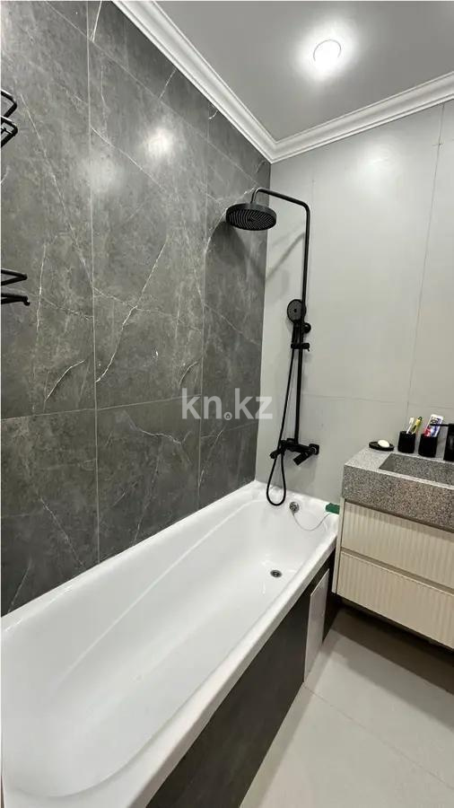 Продажа 2-комнатной квартиры, 60 м², ул. Омарова, дом  3/1 в Алматы - фото 4