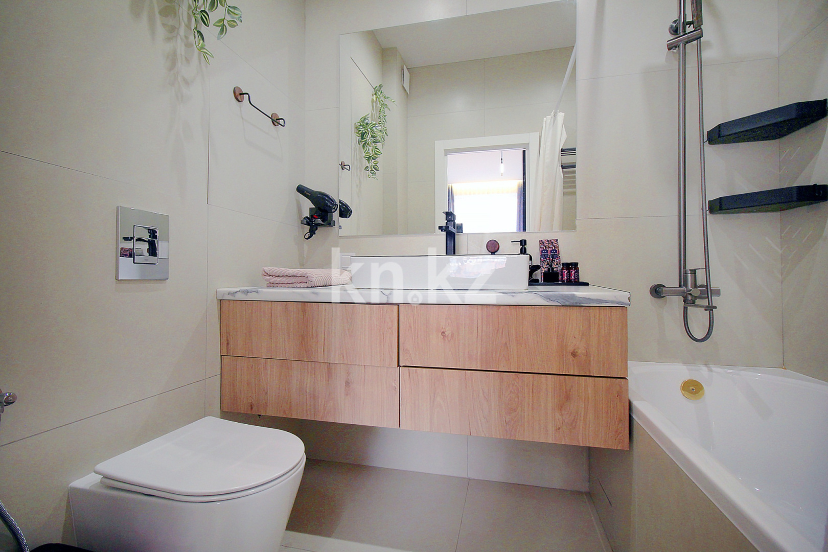 Аренда 3-комнатной квартиры посуточно, 65 м² в Алматы - фото 26