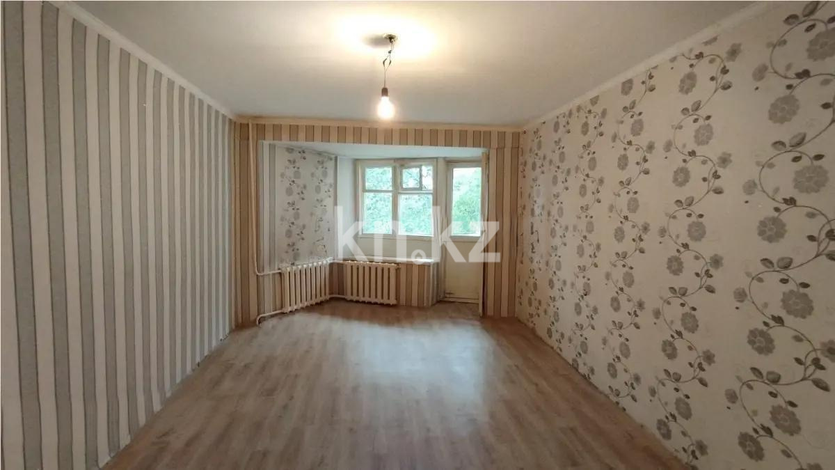 Продажа 3-комнатной квартиры, 60 м², ул. Аманжолова, дом  55а в Караганде