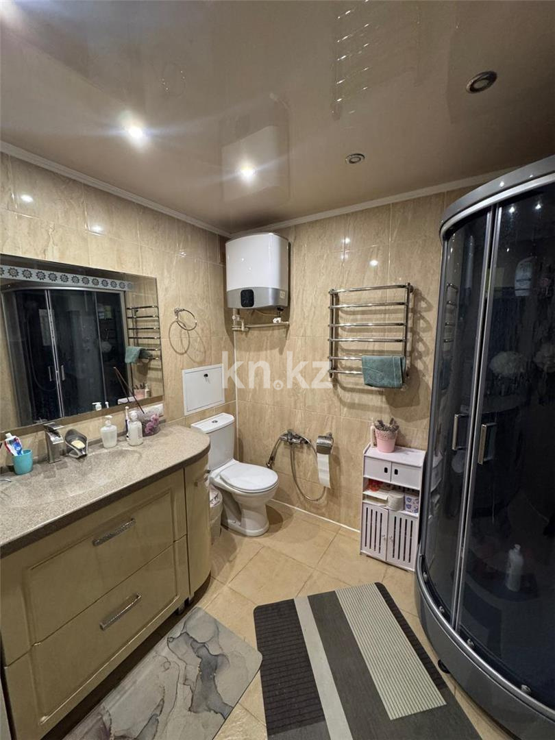 Продажа 4-комнатной квартиры, 93 м² в Караганде - фото 12