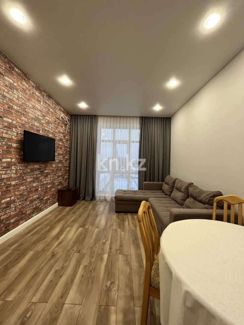 Аренда 2-комнатной квартиры, 42 м², ул. Калдаякова, дом  40 в Астане