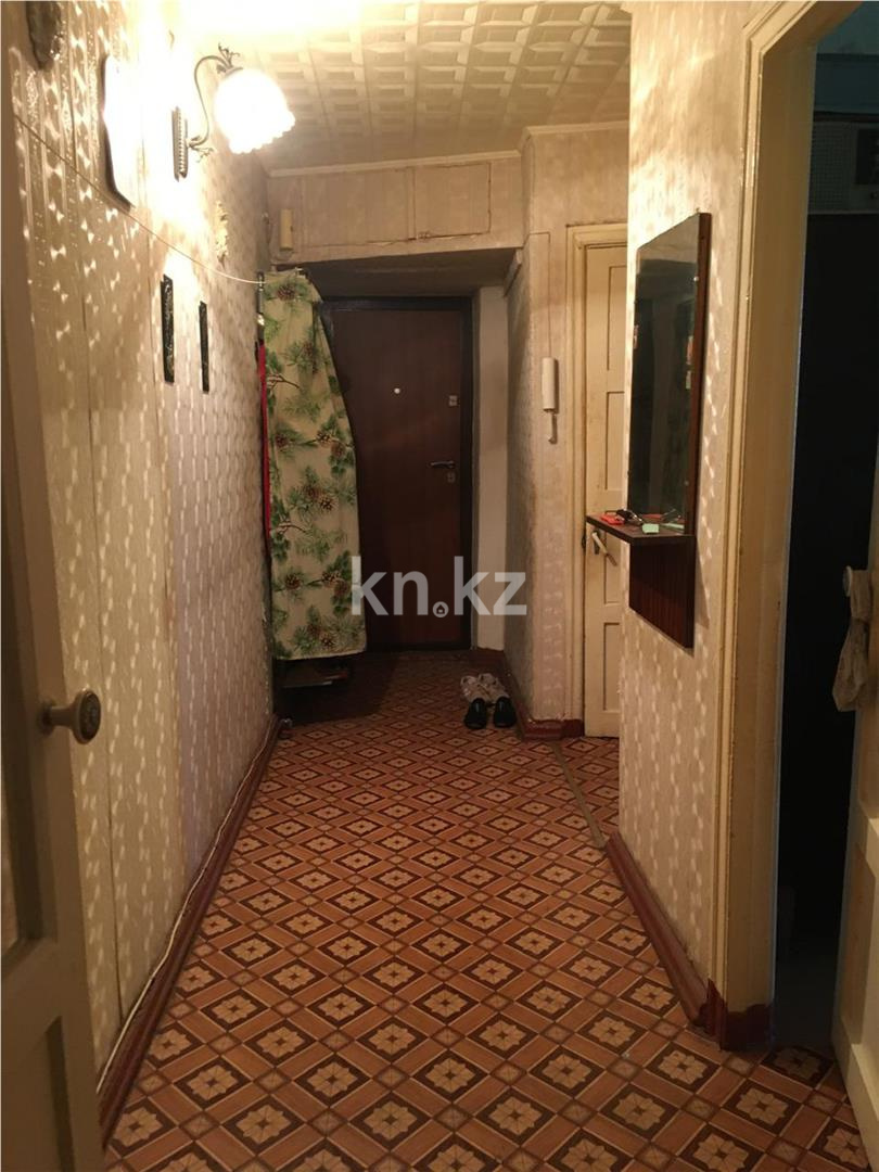 Продажа 3-комнатной квартиры, 59 м², мкр-н 6 в Караганде - фото 16