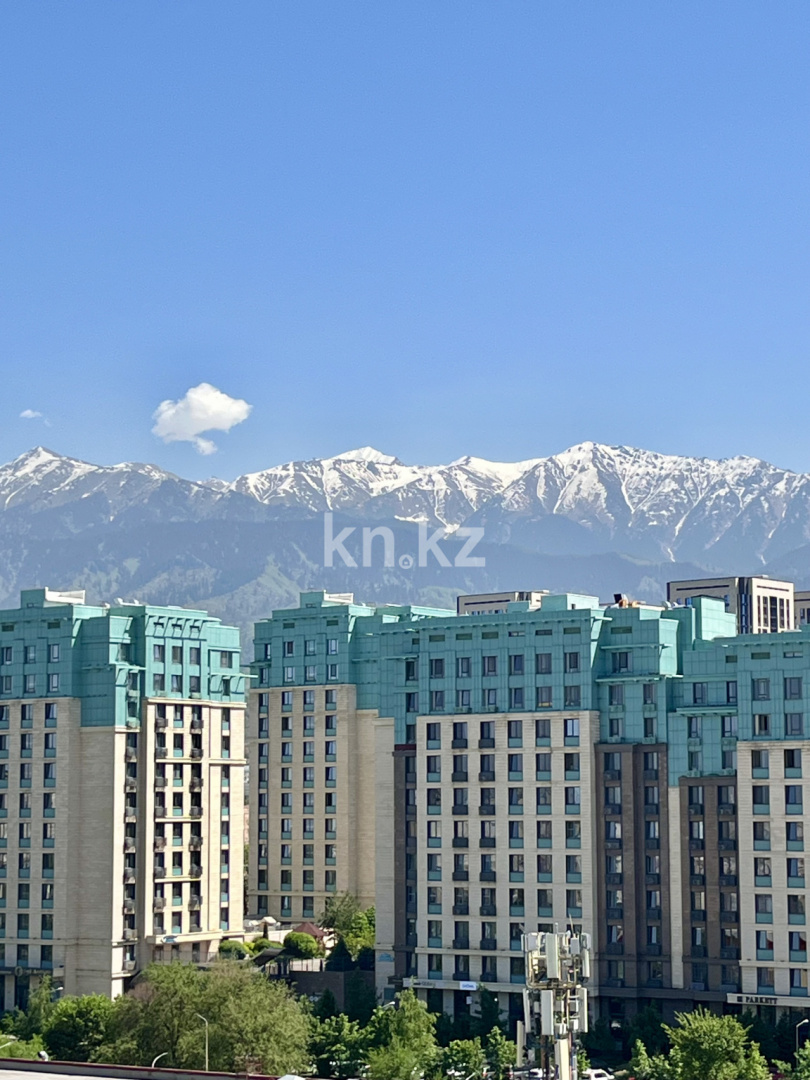 Аренда 3-комнатной квартиры посуточно, 100 м² в Алматы - фото 13