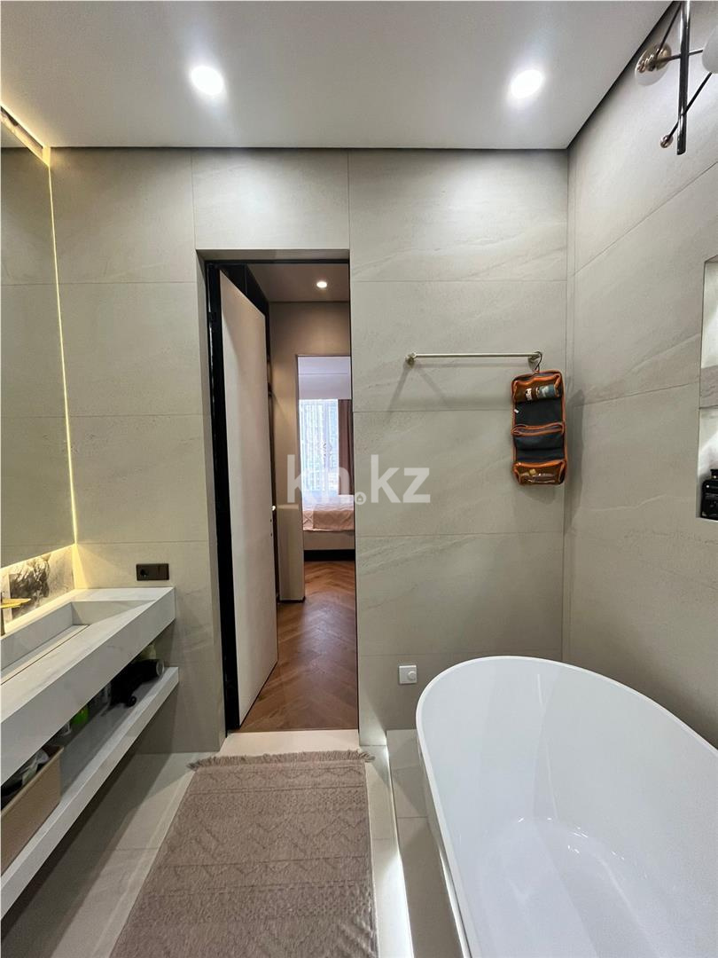 Продажа 4-комнатной квартиры, 130 м² в Астане - фото 16