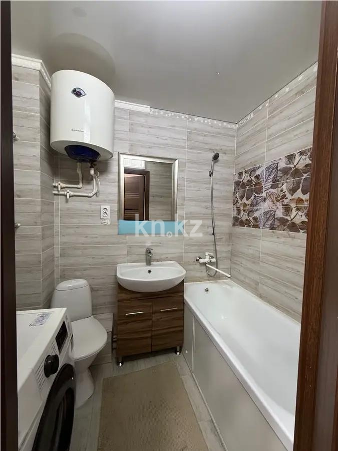 Продажа 3-комнатной квартиры, 47 м², мкр-н 15, дом  30 в Караганде - фото 4