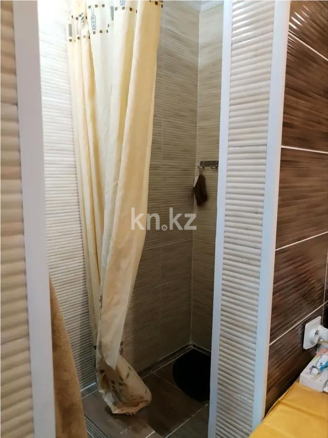 Продажа 2-комнатной квартиры, 46 м², мкр-н 5, дом  22 в Алматы - фото 4