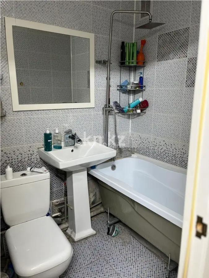 Продажа 2-комнатной квартиры, 50 м², мкр-н Айнабулак-3, дом  89 в Алматы - фото 4