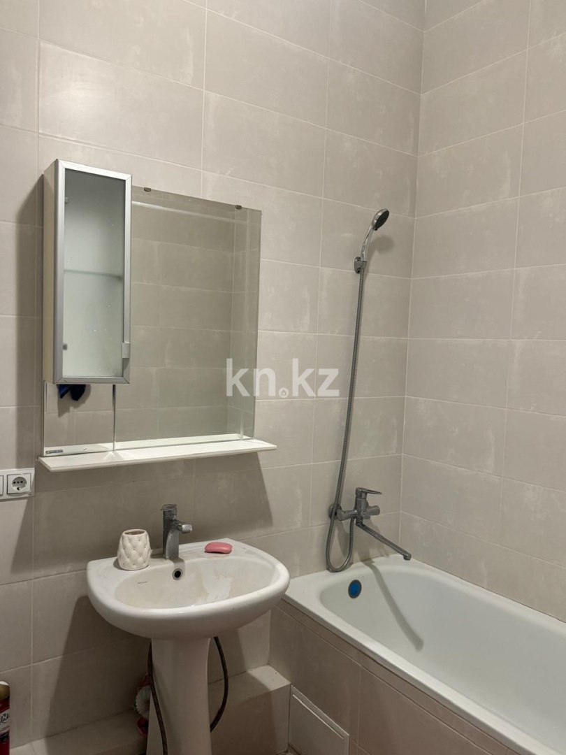 Аренда 1-комнатной квартиры, 43 м² в Астане - фото 7