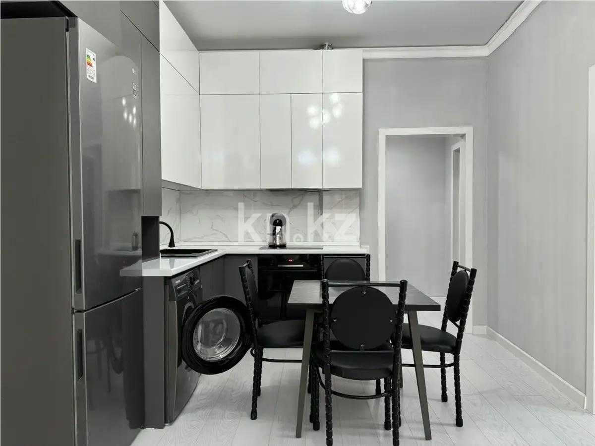 Продажа 3-комнатной квартиры, 76 м², пр. Абая, дом  164 в Алматы - фото 3