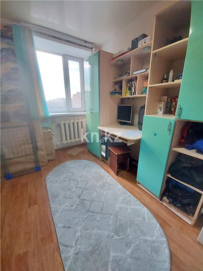 Продажа 4-комнатной квартиры, 62 м², ул. Жекибаева, дом  146 в Караганде - фото 6