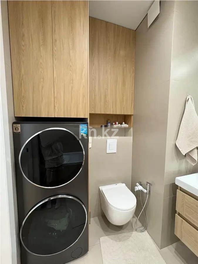 Продажа 4-комнатной квартиры, 101 м², ул. Карасай батыра, дом  119/1 в Алматы - фото 4