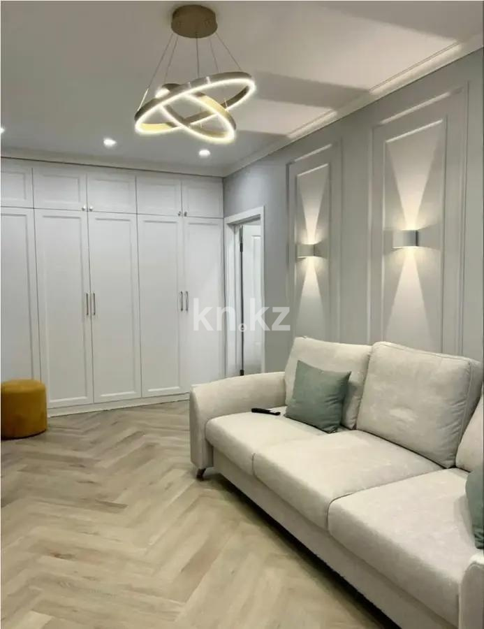 Продажа 1-комнатной квартиры, 42 м² в Астане