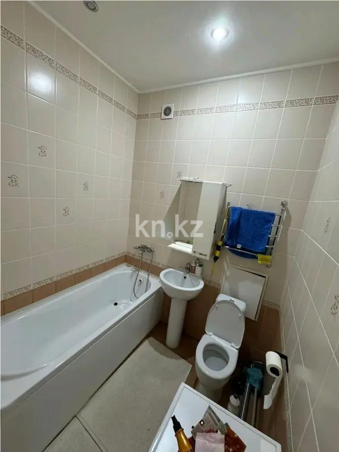 Продажа 2-комнатной квартиры, 38 м², ул. Нажимеденова, дом  10/2 в Астане - фото 3
