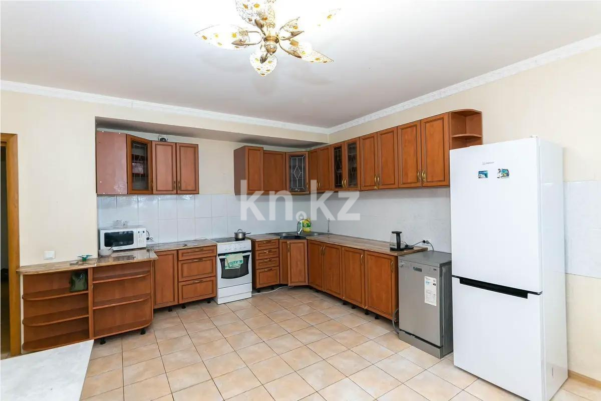 Продажа 4-комнатной квартиры, 200 м² в Астане - фото 4