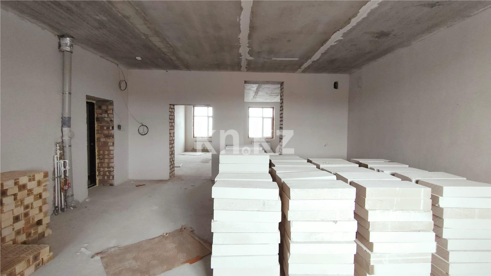 Продажа 3-комнатной квартиры, 88 м² в Караганде