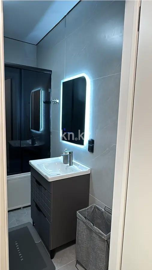 Продажа 1-комнатной квартиры, 28 м², ул. Омарова, дом  11 в Алматы - фото 2