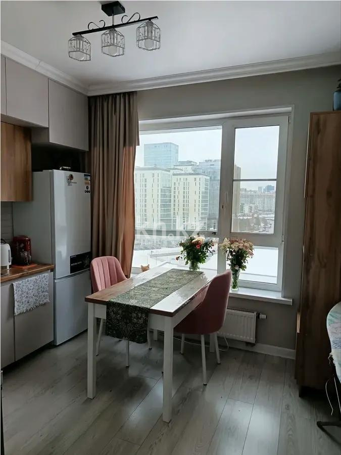 Продажа 1-комнатной квартиры, 36.9 м², ул. Сыганак, дом  15 в Астане