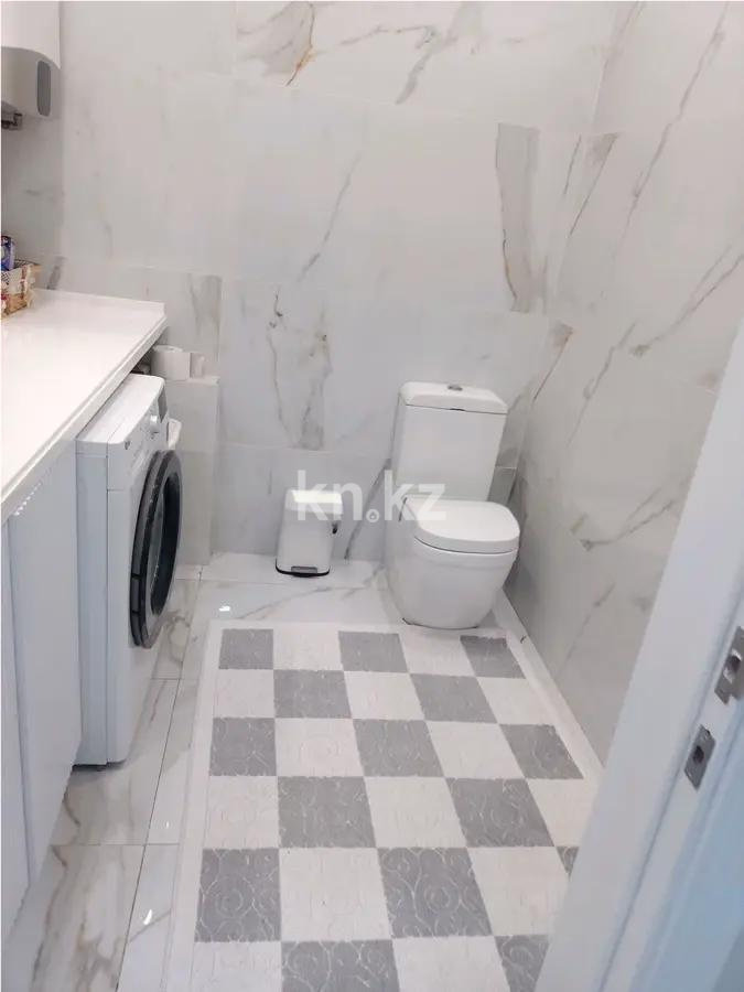 Продажа 3-комнатной квартиры, 100 м², пр. Строителей, дом  33/4 в Караганде - фото 3