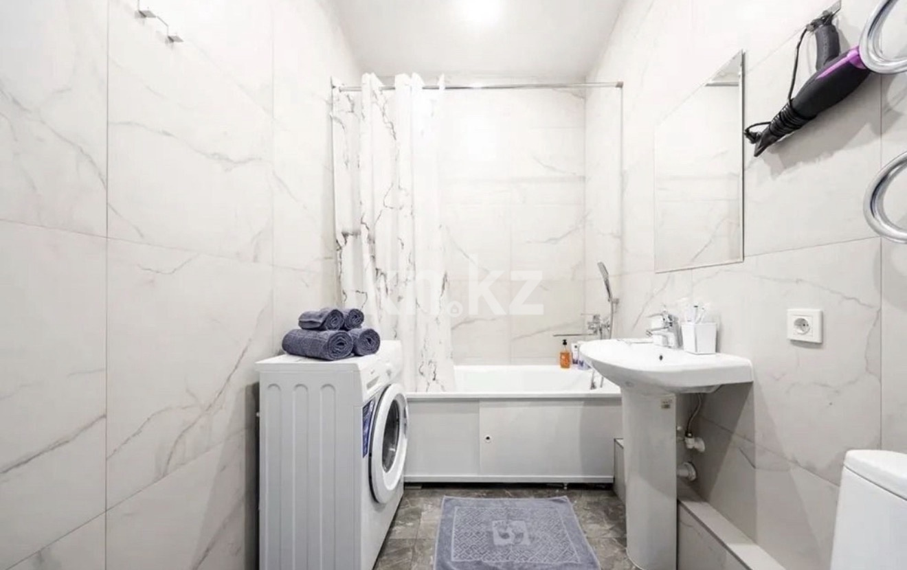 Аренда 2-комнатной квартиры посуточно, 45 м², Кунаева 162, дом  152 - ул. Кунаева в Алматы - фото 3