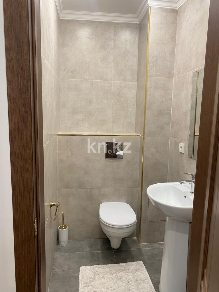 Продажа 2-комнатной квартиры, 70.3 м² в Астане - фото 15