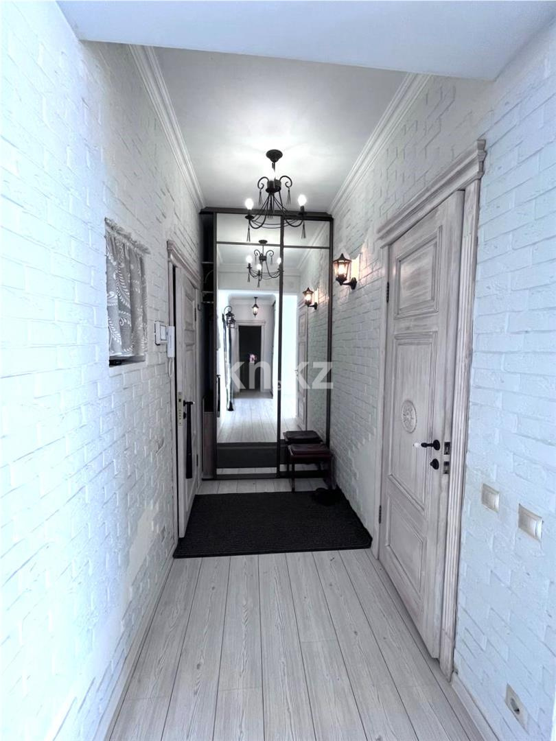 Продажа 3-комнатной квартиры, 78 м² в Караганде - фото 30