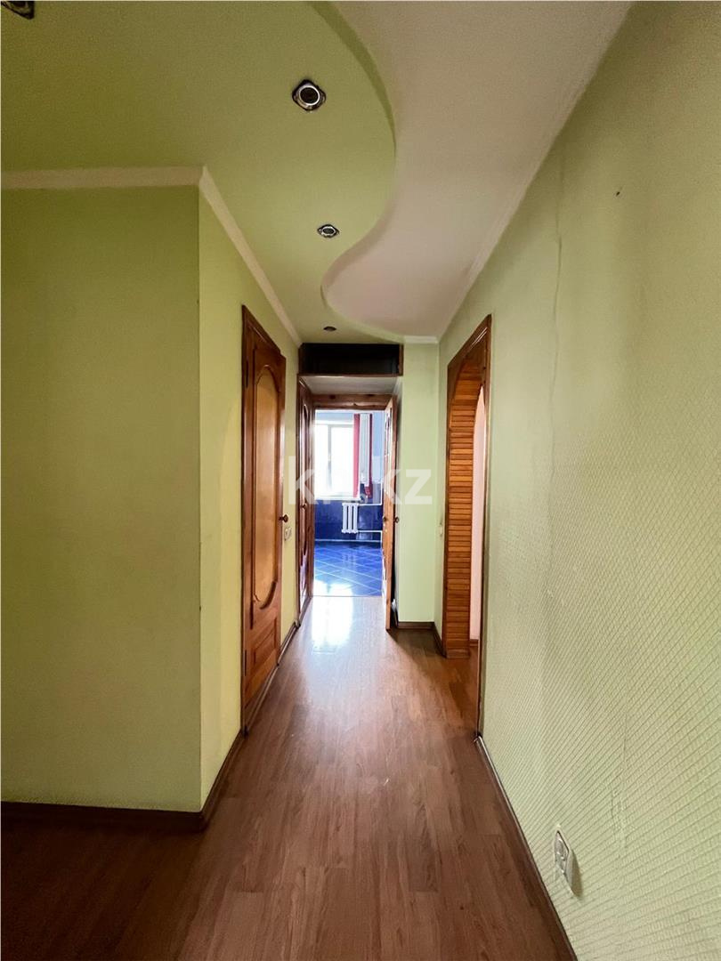 Продажа 4-комнатной квартиры, 79 м², ул. Дюсембекова, дом  67 в Караганде - фото 13