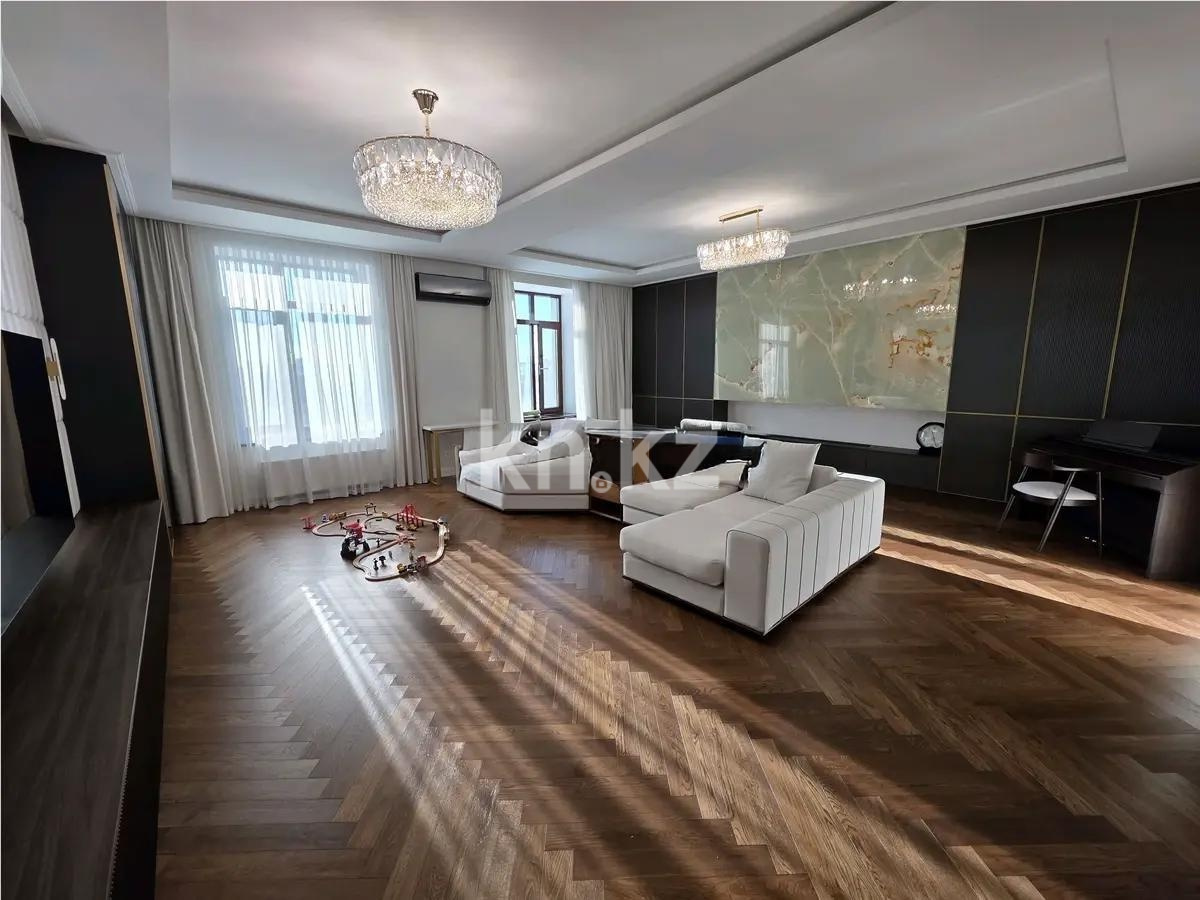 Продажа 5-комнатной квартиры, 249 м² в Астане