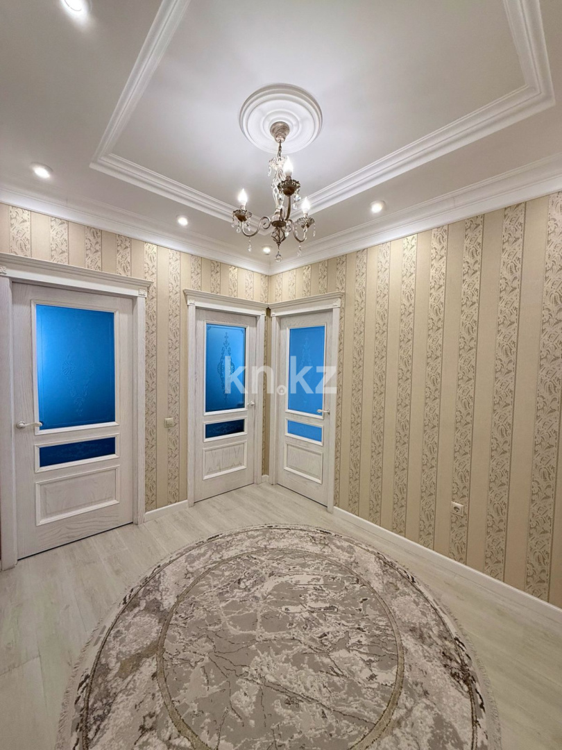 Продажа 4-комнатной квартиры, 106 м², ул. Куанышбаева, дом  9/2 в Астане - фото 12