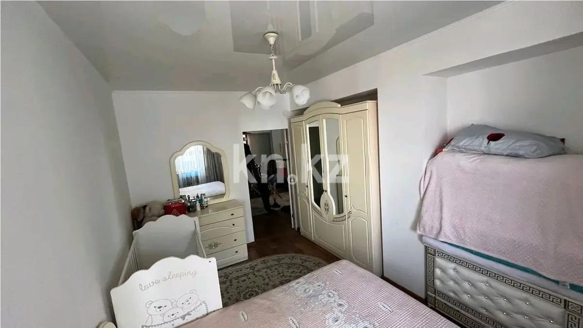 Продажа 4-комнатной квартиры, 93.7 м², ул. Толе би, дом  286/8 в Алматы - фото 2